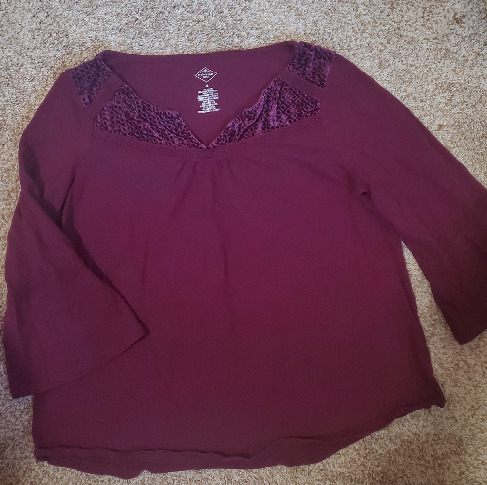 😎 St. John's Bay Purple Top